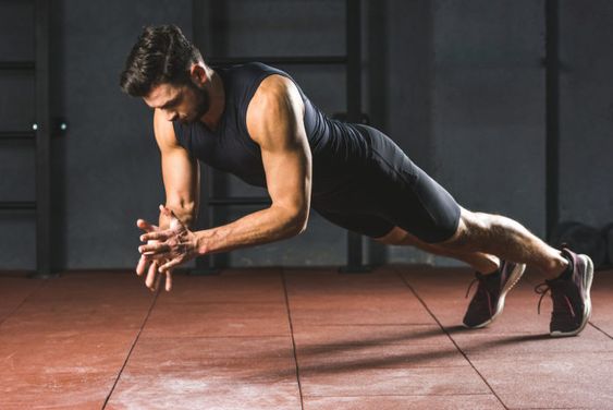 No entanto, vale a pena girar as barras de flexão que podem ser mais eficientes do que as barras de flexão normais e podem exigir alguma prática para serem usadas. 
